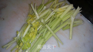 Stir-fried Egg and Celery recipe
