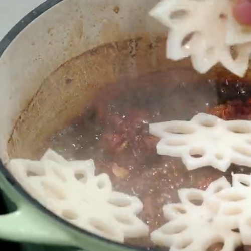 Roasted Pork Ribs with Lotus Root recipe