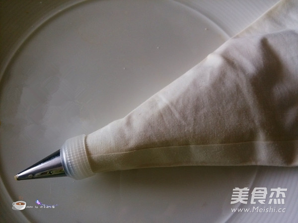 Meringue Puffs recipe