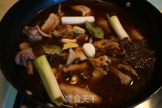 Hen Stewed Mushrooms recipe