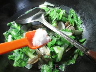 Cabbage Clam Soup recipe