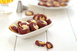 [tomato Recipe] Apricot Fragrant Rose Cookies-happy New Year, Flower Pattern Cookies recipe