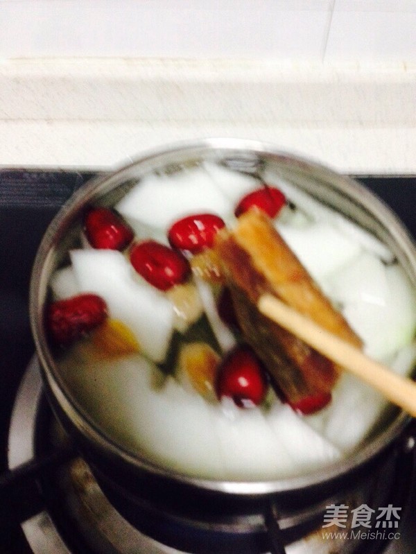 Winter Melon, Red Dates and Longan Soup recipe