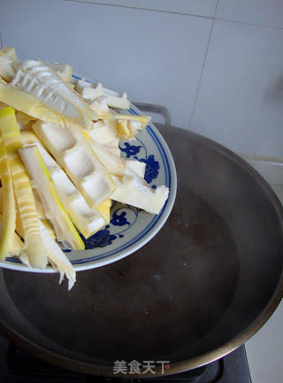 Braised Bamboo Shoots with Brewed Oil recipe