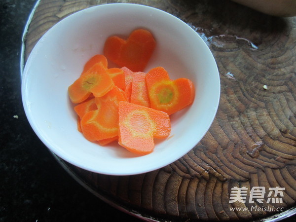 Carrot Slices with Sesame Oil recipe