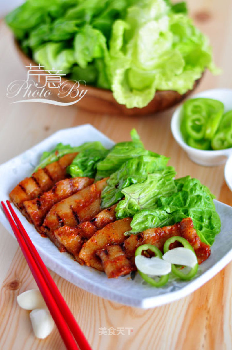 Korean Style Grilled Pork Belly with Spicy Sauce