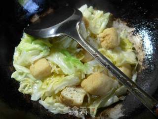 Stir-fried Beef Cabbage with Tofu in Oil recipe