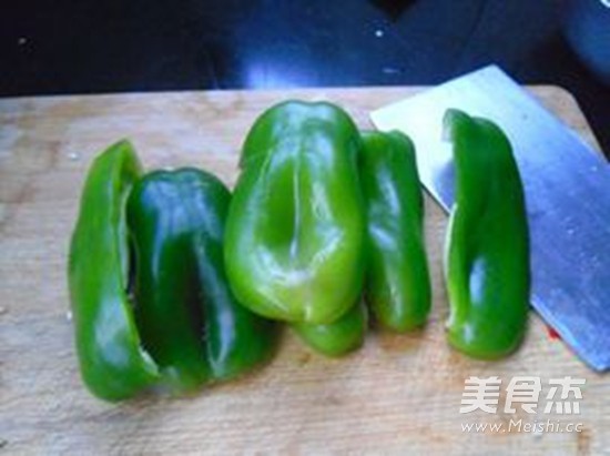 Braised Green Peppers in Sauce recipe