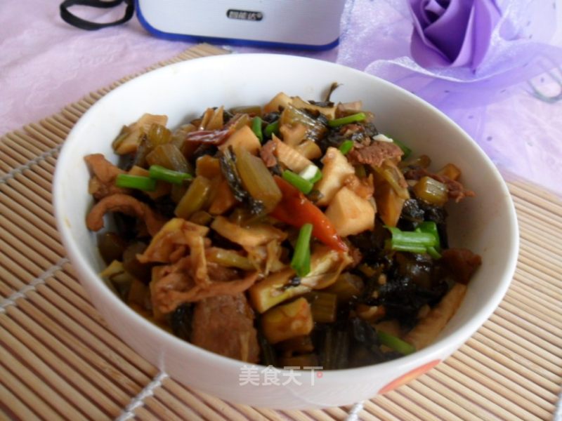 Stir-fried Shredded Pork with Pickled Vegetables and Bamboo Shoots recipe