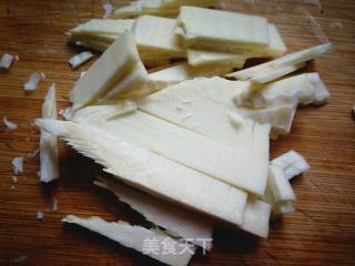 Fried Horseshoe Bamboo Shoots with Snow Peas recipe