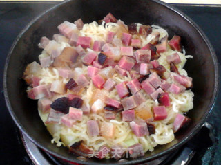 Potato Instant Noodles Braised Bacon recipe