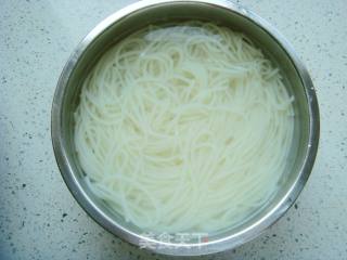 Stewed Chicken Noodles with Field Mushroom recipe