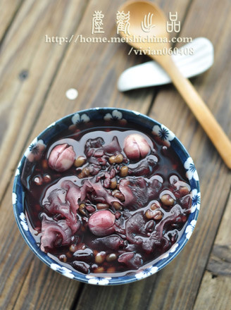 Lotus Seed and Saponin Rice Congee recipe