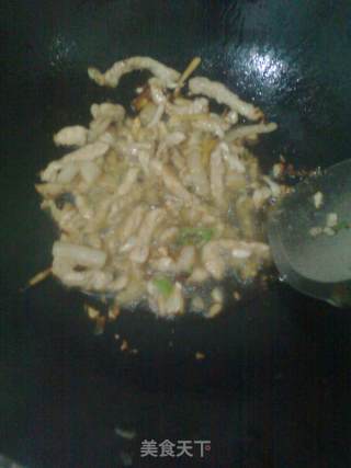 Shuang Mushroom Shredded Pork recipe
