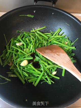 Refreshing and Delicious Shrimp Skin Water Spinach recipe