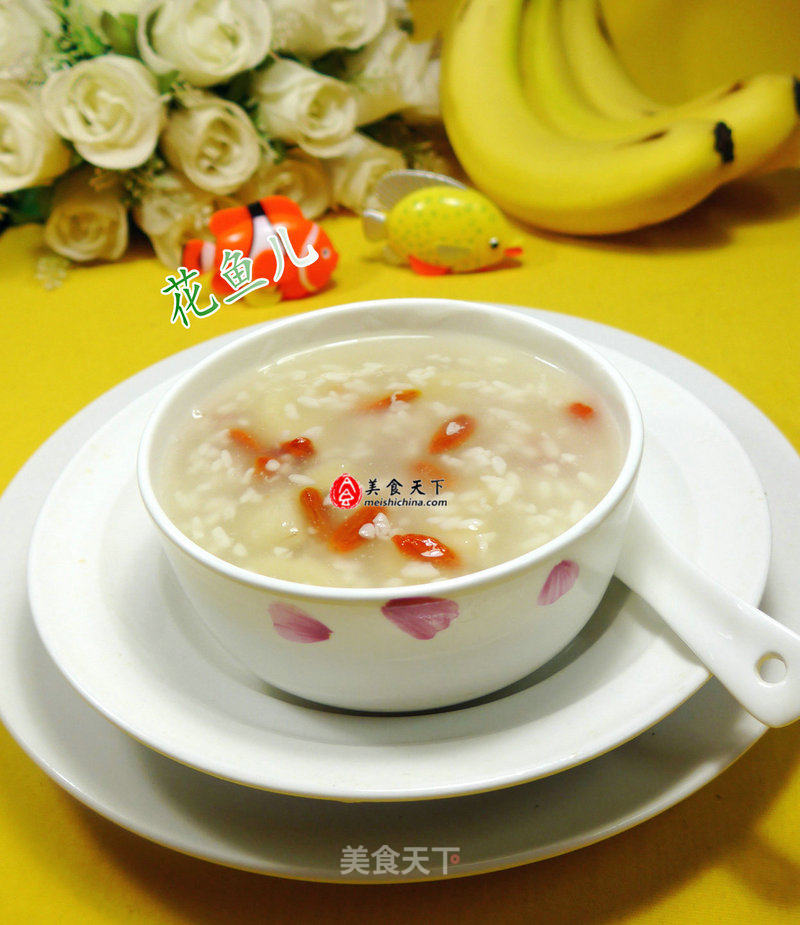 Chinese Wolfberry Wine Stuffed Banana Soup