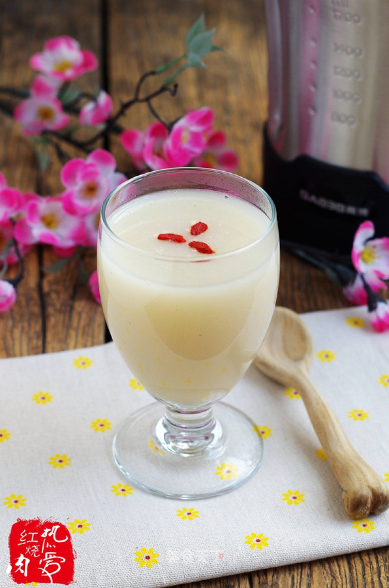 Tremella Lily and Lotus Seed Drink recipe