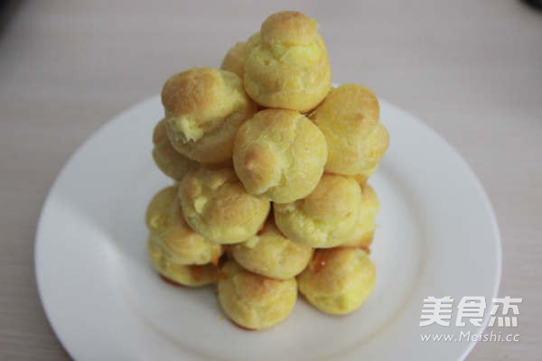 Caramel Golden Puff Tower recipe