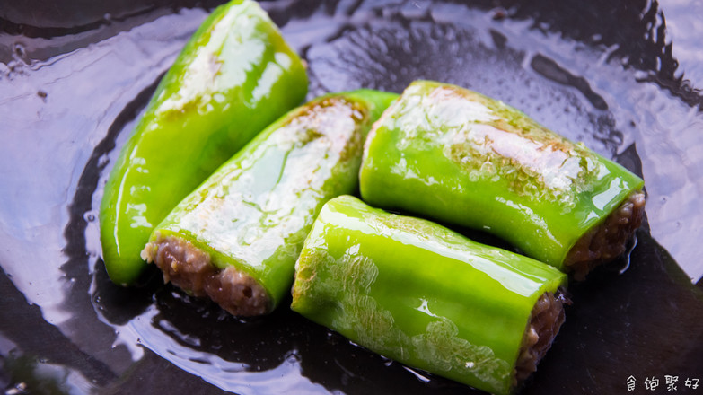 Stuffed Meat with Tiger Skin and Green Peppers recipe