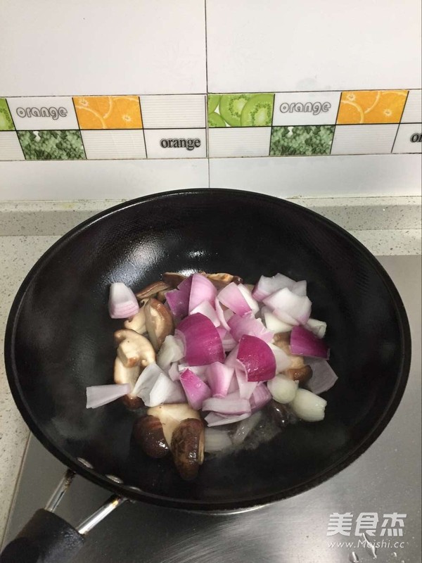 Onion and Mushroom Stir-fry recipe