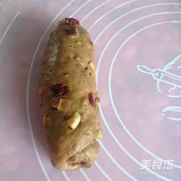 Red Date Walnut Soft European Buns recipe