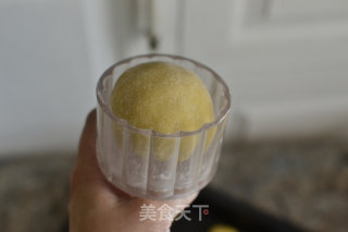 #新良第一节烤大赛#cantonese-style Double Egg Yolk Coconut Paste Mooncake recipe