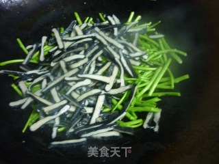 Stir-fried Wormwood with Wormwood recipe