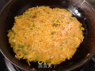 Scallion Instant Noodle Pancake recipe