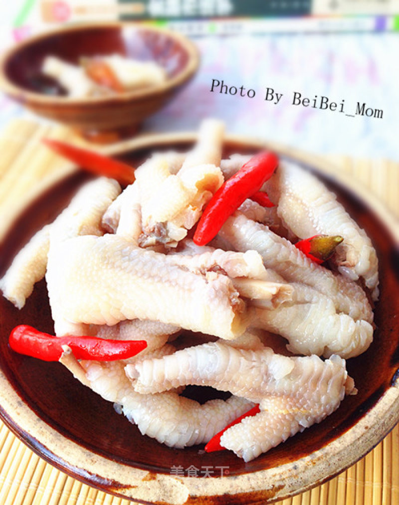 Pickled Pepper Chicken Feet recipe