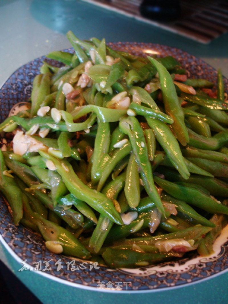 Fried Pork with Beans recipe