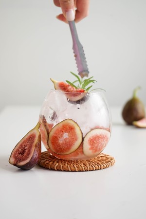 Fig Sparkling Water | this Refreshing Cup is Not to be Missed in Summer recipe