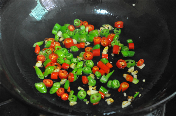 Stir-fried Corn with Green Chilies recipe