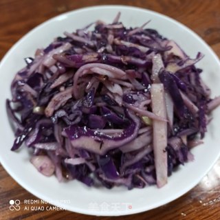 Fried Lotus Root with Purple Cabbage recipe
