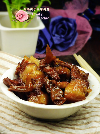 Braised Cuttlefish Head with Pork Belly recipe