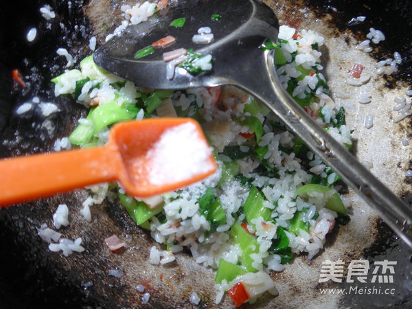 Fried Rice with Crab Sticks and Greens recipe