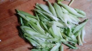 "fresh Food" Celery and Bean Braid Shreds recipe