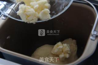 Small and Exquisite: Sesame Meal Buns recipe