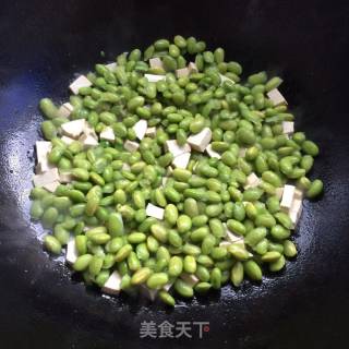 Fried Bean Curd with Edamame recipe