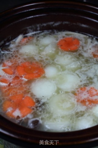 Soup-stewed Pork Ribs with Lychee and Preserved Egg recipe