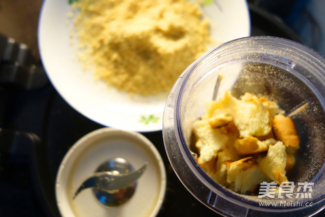 Homemade Bread Crumbs recipe