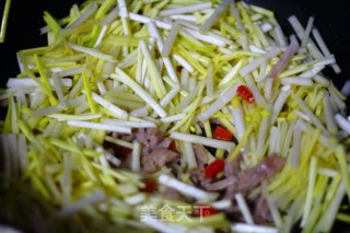 Stir-fried Pork with Garlic recipe