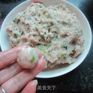 Fish-flavored Small Balls recipe