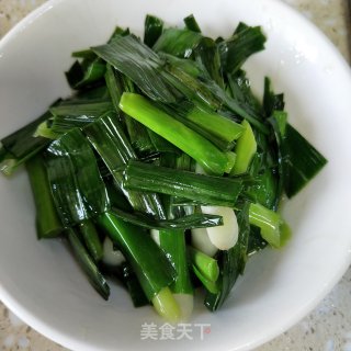 Stir-fried Kidney with Green Garlic Sprouts recipe