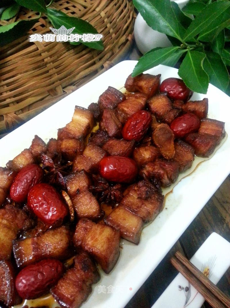 Braised Pork Belly with Red Dates recipe