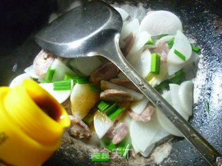 Stir-fried Radish with Sausage recipe