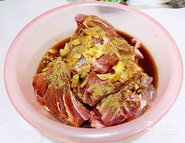 Beef with Sauce recipe