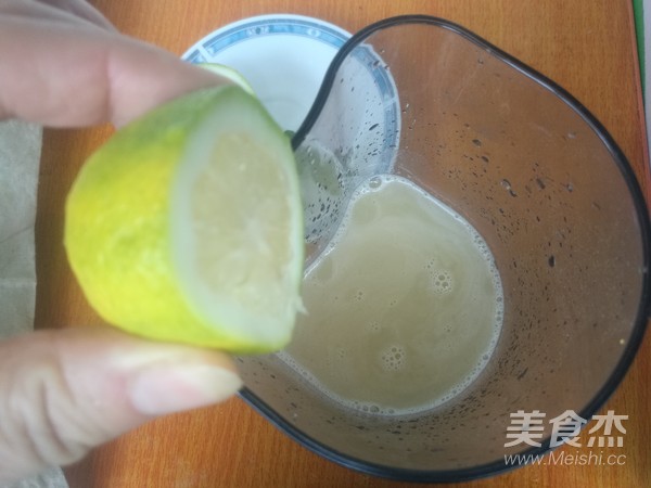 Sweet and Sour Appetizing Lime Pear Juice recipe