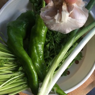 Green Peppers with Chopped Coriander recipe