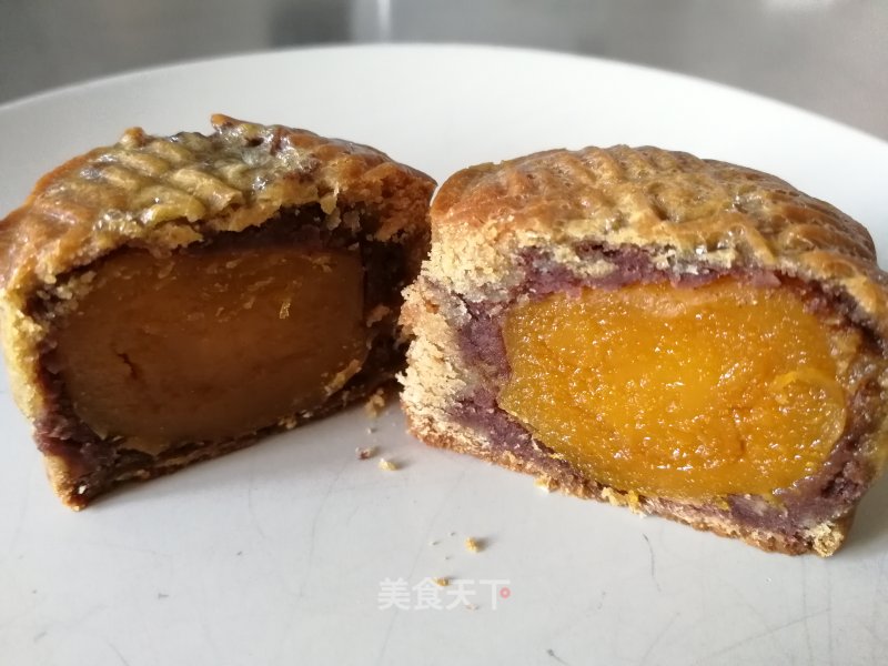 Traditional Moon Cakes (without Inverted Syrup and Liquid Soap) recipe