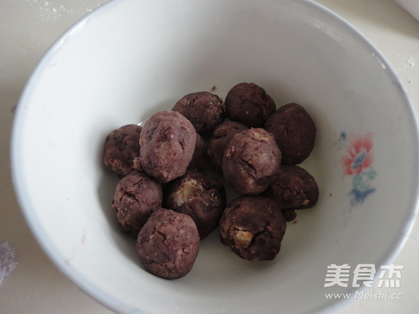 Bionic Bean Paste Stuffed Pear Buns recipe